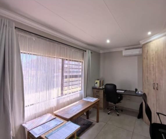 3 Bedroom Property for Sale in Hillcrest Northern Cape